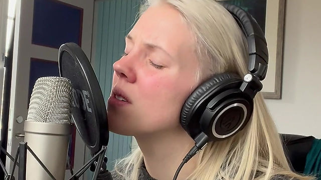 Cover of Make You Feel My Love by Adele (2022)